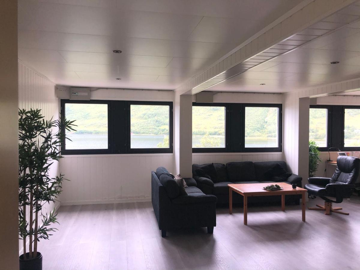 Melishome: Aurora Observatory Tromso Bagian luar foto