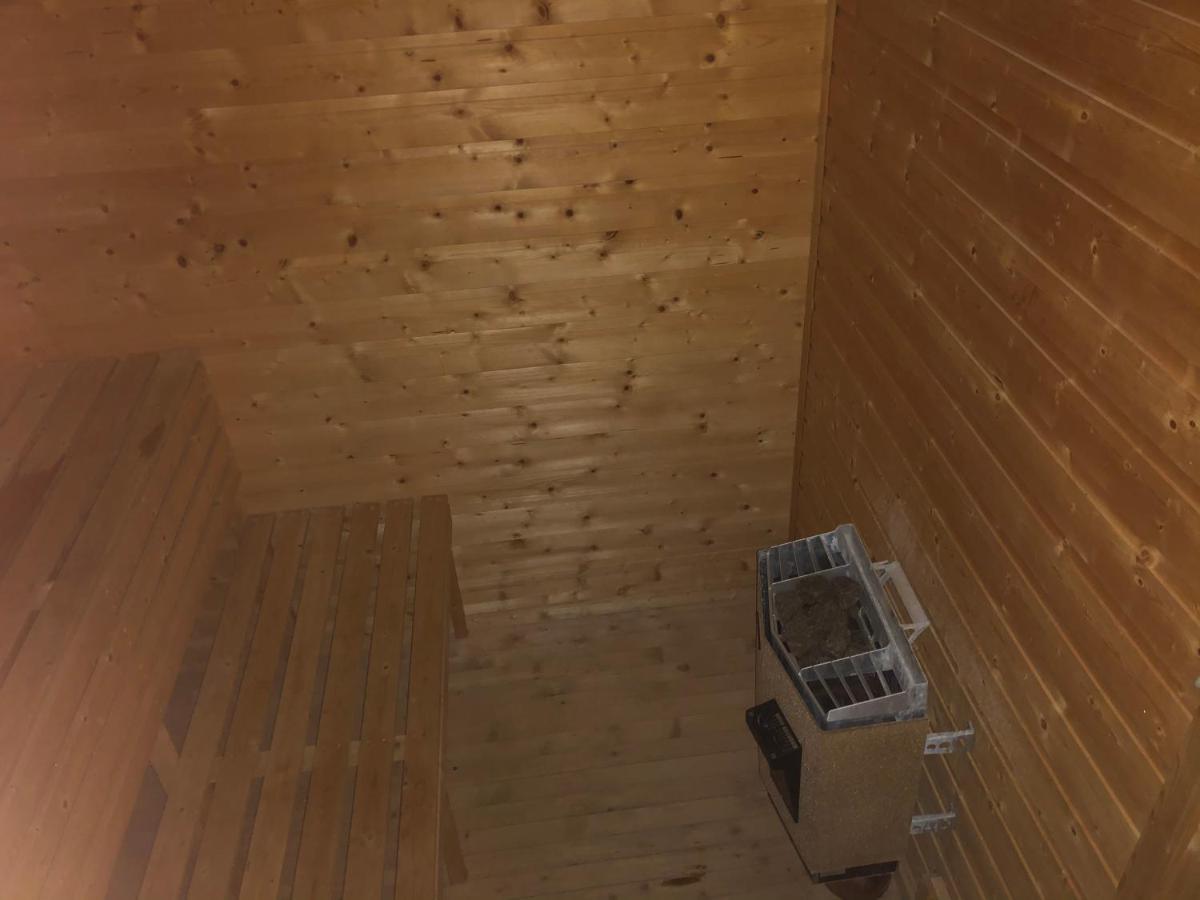 Melishome: Aurora Observatory Tromso Bagian luar foto